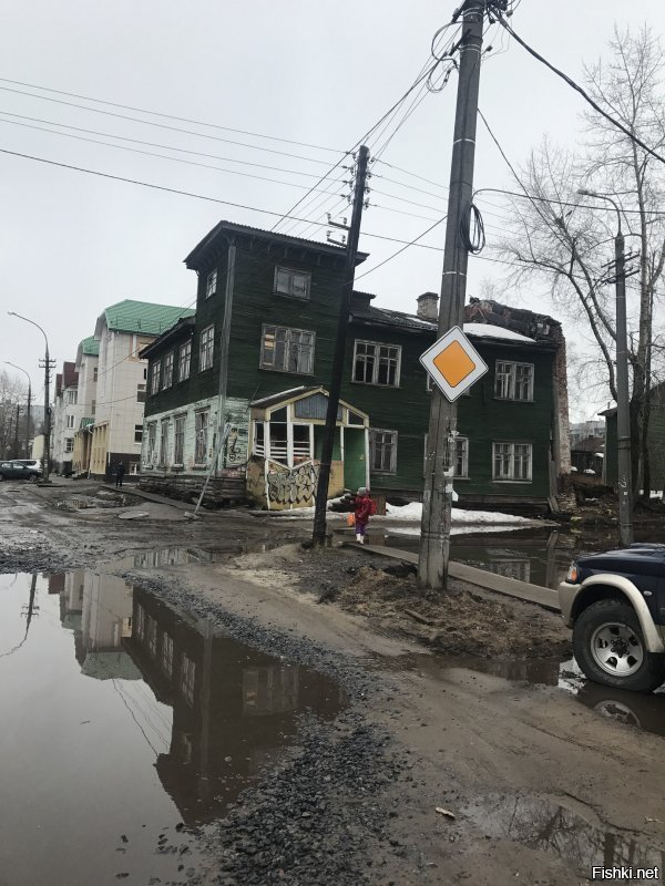 Архангельск красивый? Вы серьёзно??? Город в списке самых загрязненных и отсталых городов в нашей Стране, стоит на 4 месте! В такой огромной стране, на 4 месте!!!