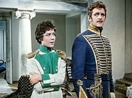 Что-то фильм "Гусарская баллада" вспомнился