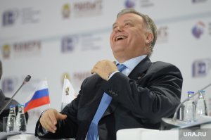 ... я не транспортник, но шпалы, сдается мне,  кладут  только на насыпь :) Представленная технология вполне логична, но только в Германии - у нас поперечные связи оптимизировали бы раза в два... или в четыре