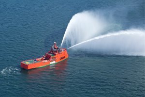 Судно- Спасатель «Esvagt Aurora»