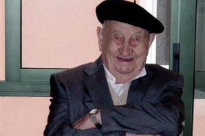А что британские учёные скажут про испанца Антонио Докампо Гарсиа, которого сгубило пьянство и он дожил всего до 107 лет? Посмотрите на это пьяницу:
