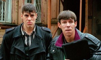 Вот еще тоже хорошие персонажи для памятников.