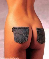 Дизайнеры выпустили джинсы за $600, которые надо носить без белья