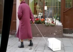 Даже из психбольниц иногда отпускают на прогулки