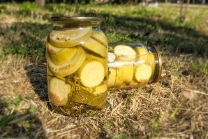 Сезон консервации "Кабачки маринованные"