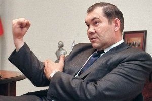 вот за это, его власть нынешняя и не любила