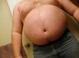 На неделе мужской моды появились беременные модники