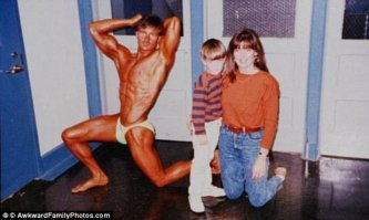 20 ситуаций, когда люди хотели сделать семейное фото, но получилось настолько плохо, что очень смешно