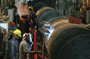 показалось что вылазит из трубы