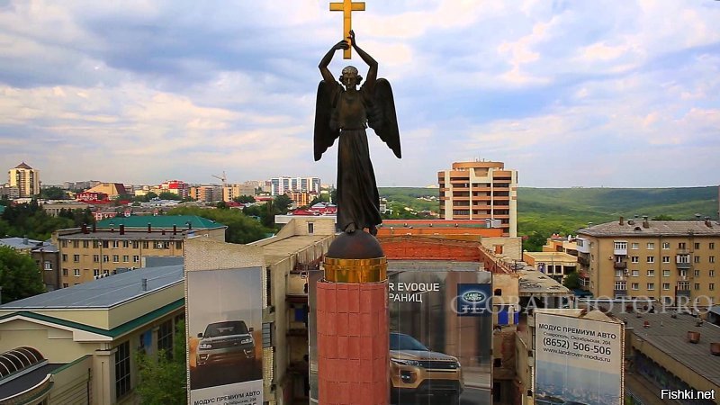 Братан, вот тебе виды за 1414 км от Москвы. г. Ставрополь. Зацени, у нас никакого СМ не было и не планируется. Зато звание самого благоустроенного города в РФ за 5 лет 2 раза брали, и таких полным полно, так что не завирайся. Зайти и посмотреть фото в инете может даже младенец сейчас.