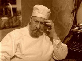 Российский болельщик на глазах полиции разбил в метро стеклянный плафон