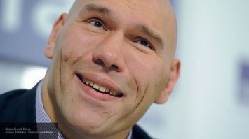 Фигня! у нас в России еще одна живет! Правда словарный запас у нее поскромнее, но все равно она разговаривать может!