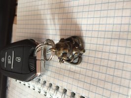 у меня во какой)