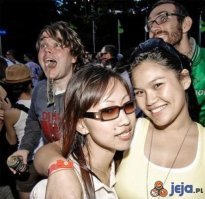 Удачные снимки, на которых «самый сок» происходит на втором плане