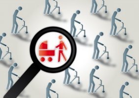 )))) Что в Госдепе методичку поменяли?  Теперь надо писать/говорить "Я патриот своей Родины, я люблю свою страну и поэтому надо.........."  , а не как раньше "Раша - параша, надо валить.....А вон посмотрите как на Западе...."

По поводу повышения пенсионного возраста.......Причины реально объективные , выросло поколение 90-х годов.........РАБОТАТЬ НЕКОМУ.  ........Некому будет обеспечивать стариков пенсией.

Или организаторы данной петиции этого и добиваются? Что бы пенсионеры начали по помойкам шлятся и помирать пачками? А подобная либерда кричала бы "В-О-О-О-Т посмотрите до чего власть стариков довела!"
 Ну что же Хитрый план))