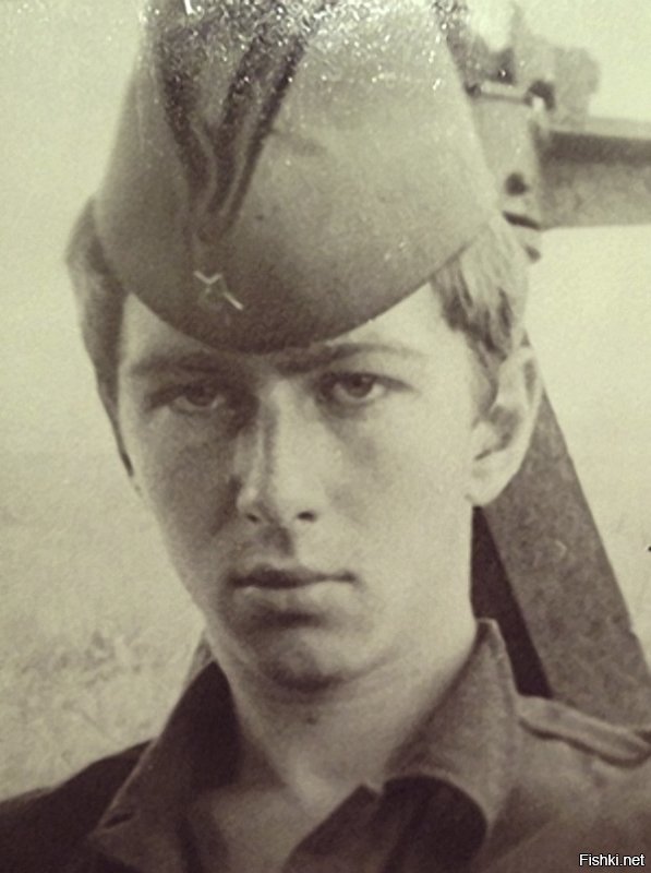 30 редких фотографий известных людей