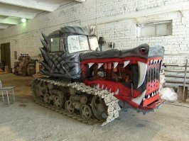 Трактор и живопись