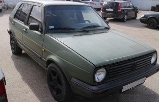 А я оставил, 91-го года на ходу, сам техосмотр проходит! Правда брал с консервации немецкой армии с побегом 25000 км. Вот такой.