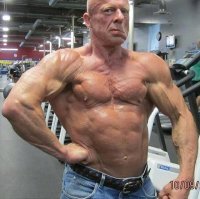 судя по лицу, инсульт чувака не остановил.