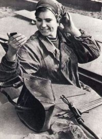 Еще нашел сварщиц. Красота)) Было время - все на энтузиазме строилось))