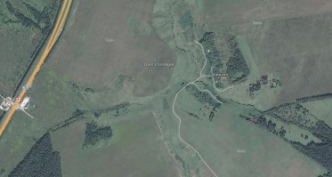 Судить по одному городу страну неразумно...
Пусть съездит к старикам в деревню Домнино Тульской области. Желательно весной или осенью, поживет неделю без дорог и электричества в российской деревне. А потом обсудим "Каково в России на самом деле". А то хвалить конфету глядя только на фантик конечно круто но как то очень напоминает рекламу.