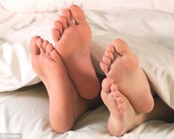 Японская фотохудожница снимает женщин в жанре соблазнительной недосказанности