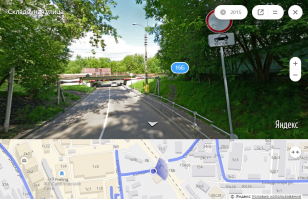 зафиксировано яндекс панорамами, но с расстояния
и знак есть