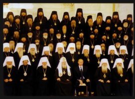 не только дворники...  и президент  не чурается жрецов и шаманов