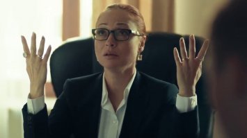 Нет, нельзя баб на такие ответственные должности назначать. Они же иногда, как бы это сказать...