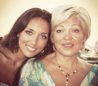 ну просто старшая сестра