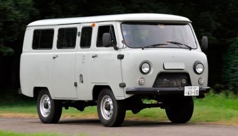 С таким клиренсом как у представленных моделей, трудно на обочину съехать...., не говоря уж о пикнике!
Вот идеальный вариант: