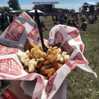 Если что, блюдо называется путин....правда с ударением на И...