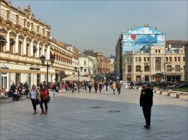 И куда теперь делись эти машины ? Гребаный в рот собянин, они на соседней улице теперь. Посмотри какая жопа с вечными пробками и дорожными затыками.