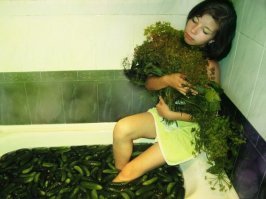 Странные люди из странного мира