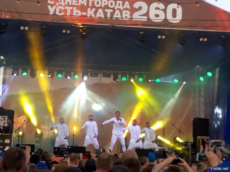 Вот как-то так отметили)))) выступление Стаса Костюшкина