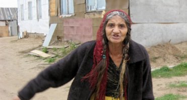 Цыганка она:)