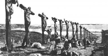 Так кончилось восстание Спартака ,  шесть тысяч пленных рабов и бойцов Спартака римляне распяли вдоль Аппиевой дороги. Остальных перебили !