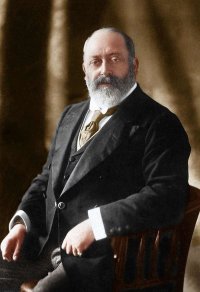 НЕ УЛАВЛИВАЕТЕ СХОДСТВО ?