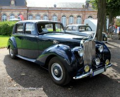 Эксклюзивный Bentley 1960 года c кузовом Mercedes-Benz 