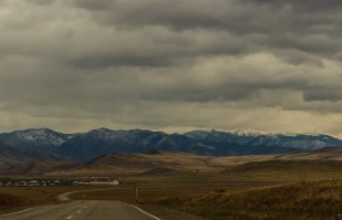 Третья уж шибко понравилась - прям живая...
А вот вам немножко Саян