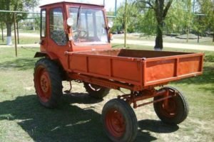 Т-16 называли "Порошайка" за кузов, напоминающий протянутую ладонь.