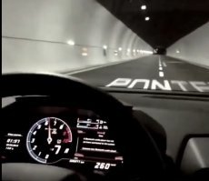 Ну хоть бы посмотрели видео, прежде чем статью калякать.