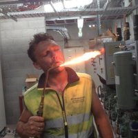 И что? Это смертельно опасно? Усы подгорят до смерти?