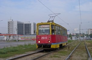 А в Новосибирске по прежнему будут ходить доситорические разваливающиеся, перекрашенные уже по 120-то разу половой краской трамваи