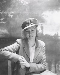 АНГЛИЯ. Принцесса Елизавета, октябрь 1942 года, Букингемский дворец, Лондон