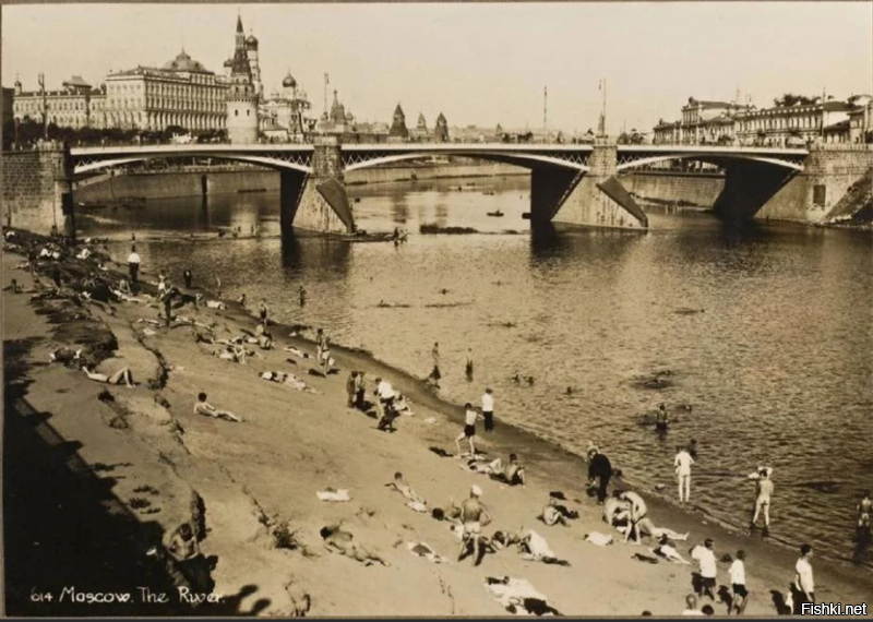 Отсталые люди!!! Москва 1920 год,нудистский пляж