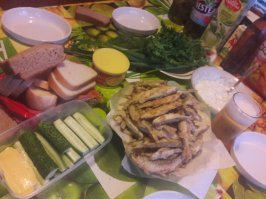 всё класс, и очень вкусно выглядит)))
только NESTEA отрава в чистом виде, изжога гарантированна без закуски
(дома не повторять!!!)