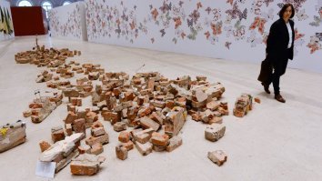 Какие кирпичи! Как они разложены! Нищебродам не понять, красоту сие искусства!