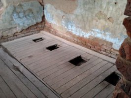 А чо, у нас такие уже придумали раньше, чем придумали самого Роналду)) При том аж для массового штампования кристин))