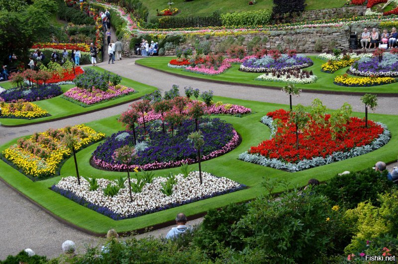 "Загнивающая"  Англия  

парк у реки в Шрусбери   ( фото кликабельны )